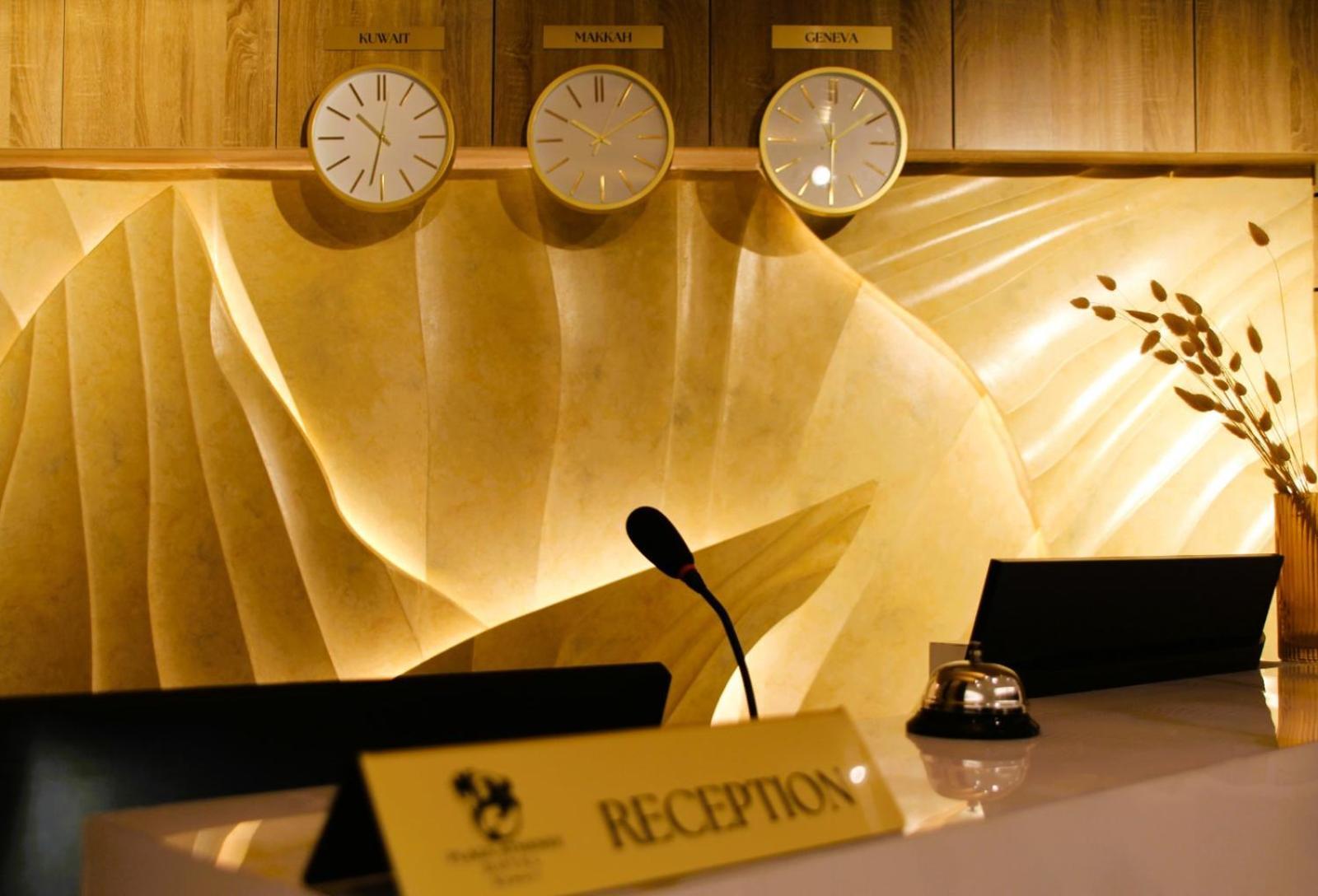 Plaza Athenee Hotel Кувейт Экстерьер фото